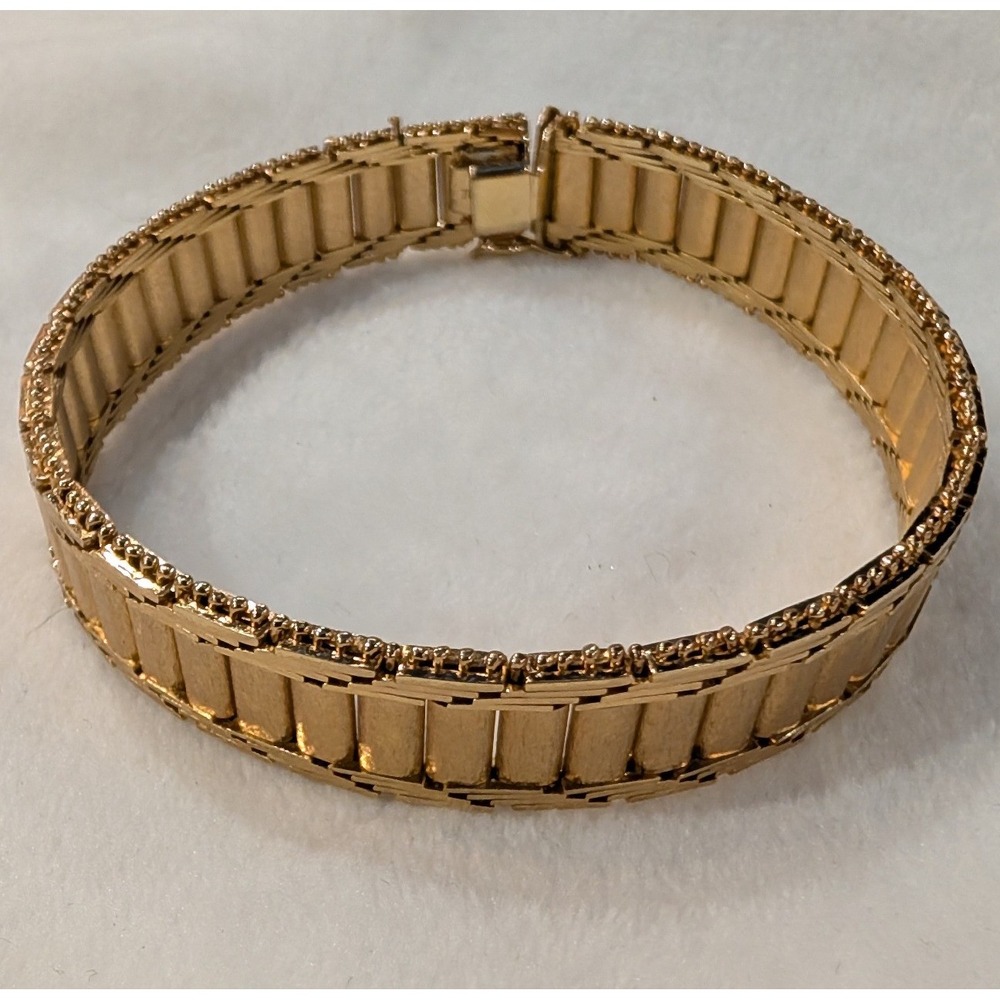 Vintage De Cesare Link Bracelet Italy Textured Wide Box Clasp 7.5in